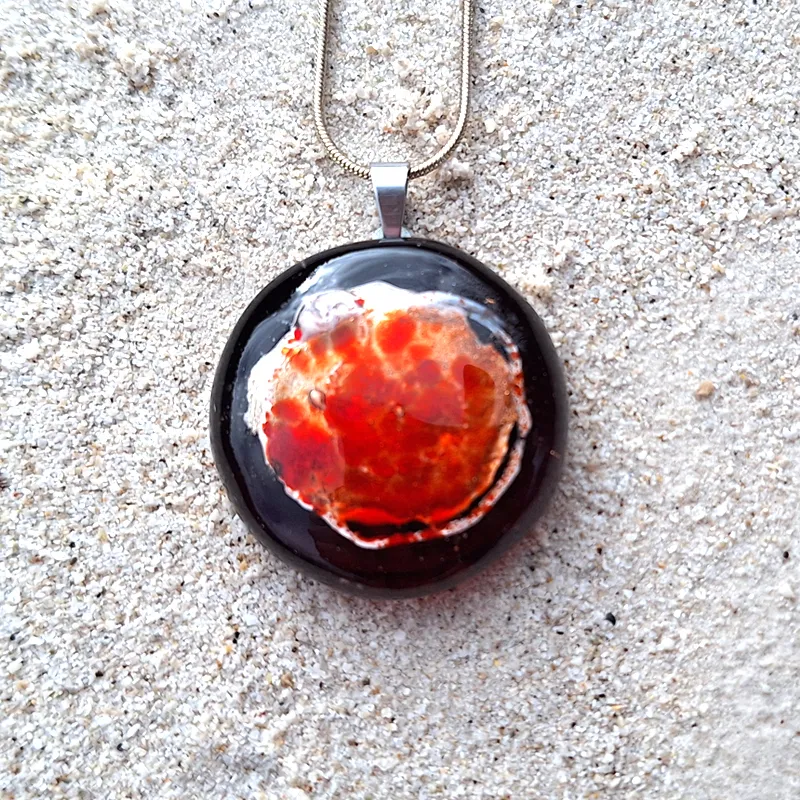 Red pendant