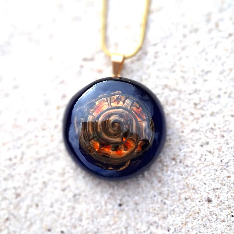 Violet Pendant